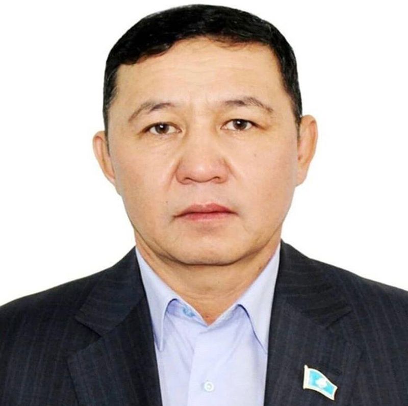 Ел еңсесі көтерілді