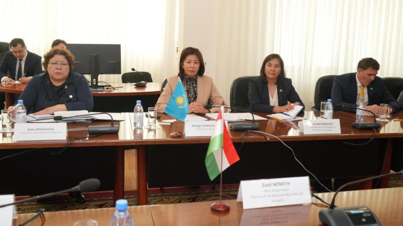 Әділет вице-министрі Ботагөз Жақселекова мен Венгрия Мемлекеті Парламентінің депутаты, Еуропа Кеңесі Парламенттік Ассамблеясының (ЕКПА) баяндамашысы Жолт Немет мырзаның кездесуі өтті